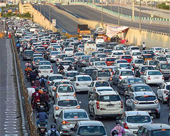 Delhi borders witness traffic congestion as curbs ease