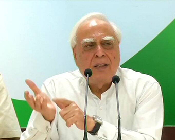 Congres leader Kapil Sibal (file photo)