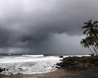 Mumbai : Monsoon arrives in Mumbai; earliest onset in 75 years, says IMD official