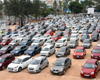 South Delhi multi-level parking facility collapses, Mayor orders probe