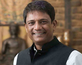 Adil Hussain