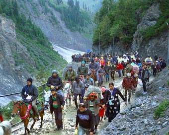 Amarnath Yatra temporarily halted due to heavy rain