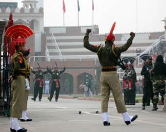 Low-key Beating Retreat at Attari border