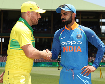 Australia skipper Aaron Finch with Indian skipper Virat Kohli (file photo)