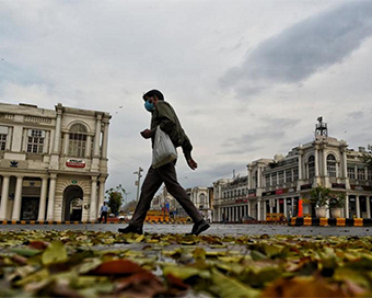 Delhi weather forecast: Clear skies today; AQI likely to be ‘moderate’