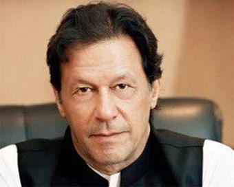 India refusing to talk, says Imran, urges Trump to mediate on Kashmir