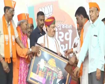 Nadda flags off Gaurav Yatra in Gujarat