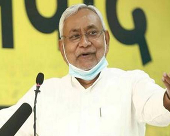 When husband jailed, wife made CM: Nitish Kumar