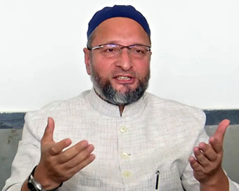 Congress terms Owaisi a BJP agent, latter refutes it