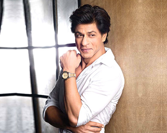 SRK shares glimpse of 