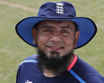 Hid my wife inside cupboard of hotel room during 1999 WC: Saqlain