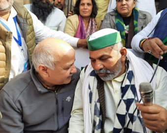 Sisodia visits Tikait