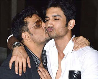 Mukesh Chhabra kissing Sushant Singh Rajput (file photo)