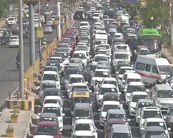 Heavy traffic as Delhi-Ghaziabad border sealed